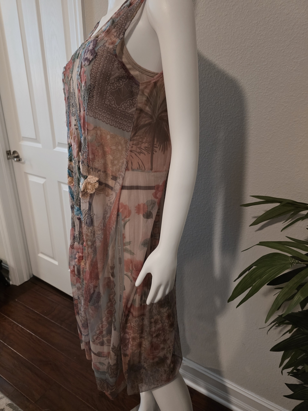 Johnny Was Floral Embroidered Sleeveless Mesh Dress - Multicolor Size M - Picture 6 of 12